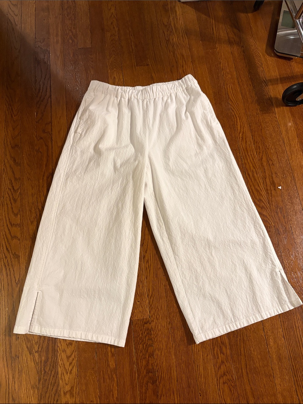 Coldwater Creek White Summer Light Easy Day Wide-Leg Cotton Cropped Pants